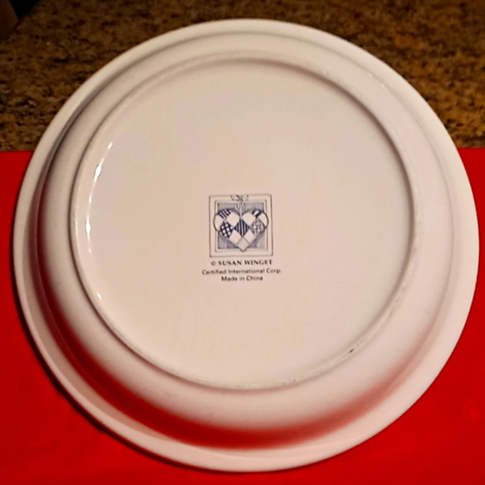 Blueberry Pie Deep Dish Plate. By Susan Winget Certified International Corp.1993 - Picture 5 of 11